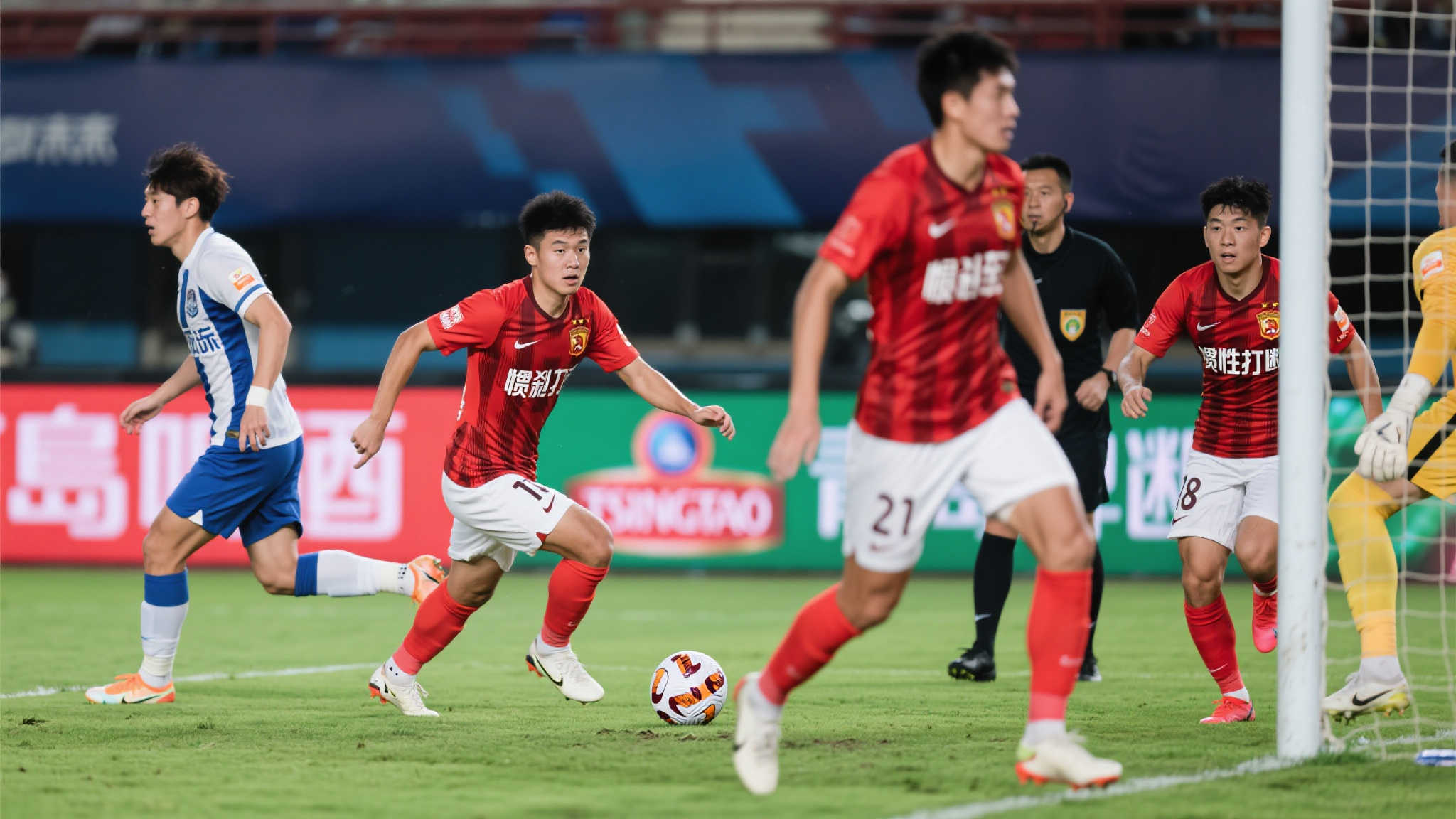 孔蒂回忆切尔西时期:为特里调整训练节奏,却遭遇连败险丢帅位 孔蒂回忆切尔西时期:为特里调整训练节奏,却遭遇连败险丢帅位